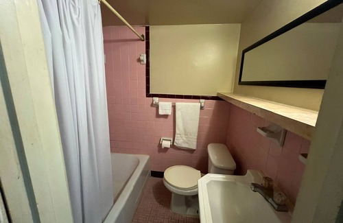 Temple Hotel | Economy Inn
