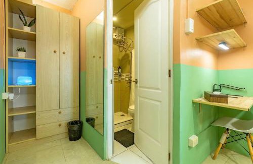 Santolan House | Economy Room with Private Bath near LRT Santolan Pasig