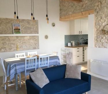 Pujols House | Ecrin de paradis Pujols HAUT Piscine-VUE