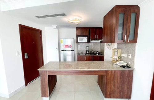 Las Penas Apartment | Ecuabook PentHouse con Jacuzzi vista Río junto Wyndham XI-I