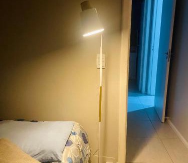 Jardim da Penha House | Ed Real Madrid Quarto privativo px Orla Praia de Camburi