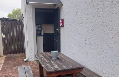 Universitas Apartment | Edaneg