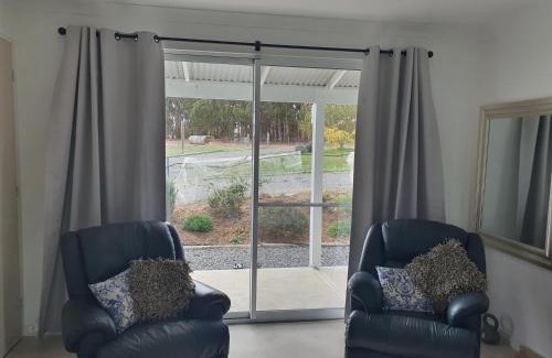 Forest Hill House | Eddies Beach Farm - King Bed - Room