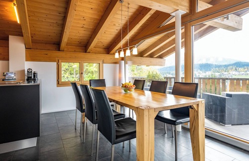Flims Apartment | Edelweiss Apartment Bergundthal; 3.5 Rooms Family Apartment with amazing view.