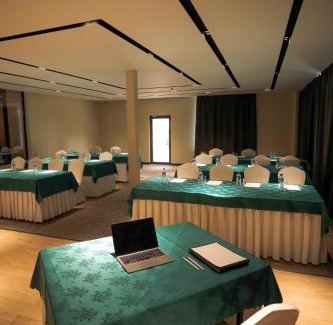 Downtown Ulaanbaatar Hotel | Edelweiss Art Hotel