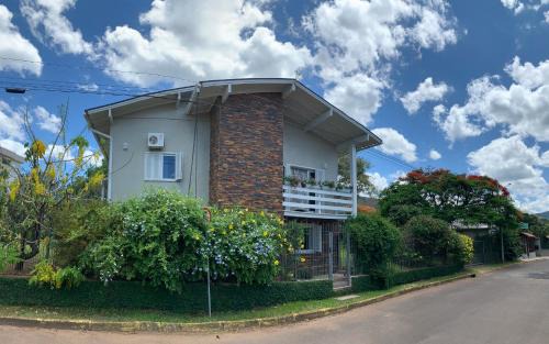 Feliz House | Edelweiss Haus