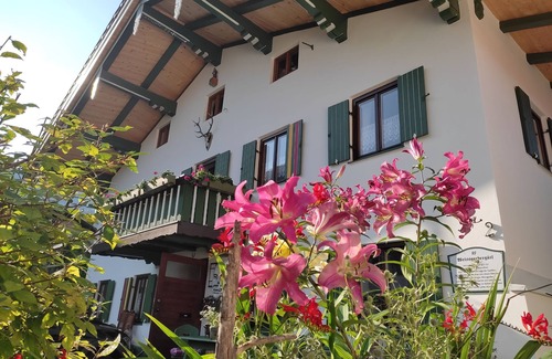 Marquartstein Apartment | Edelweiss vacation apartment 64 m², 2 bedrooms, kitchen/living room, bathroom/WC, WLAN