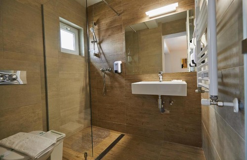 Cioplea Hotel | Eden 5