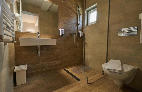 Cioplea Hotel | Eden 5