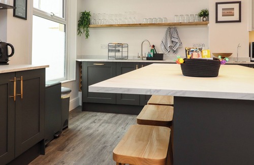 Slyne Cottage | Eden Bay Retreat