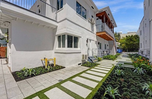 Barrier Island Apartment | Eden Collection Studio Steps to beach!