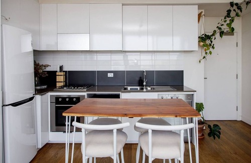 Abbotsford Apartment | Eden of Abbotsford A Serene Escape off Johnston St