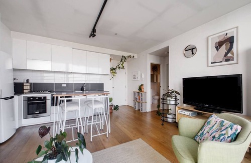 Abbotsford Apartment | Eden of Abbotsford A Serene Escape off Johnston St