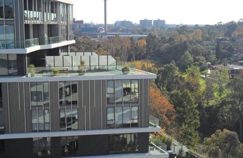 Abbotsford Apartment | Eden on the River Apartment, Pool