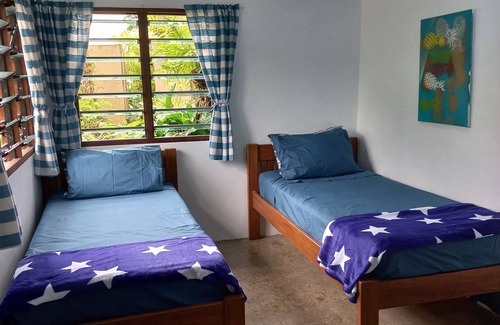 Rentapow House | Eden on the River