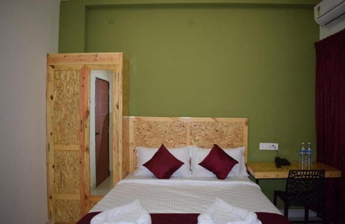 Kalapettai Hotel | Eden Park