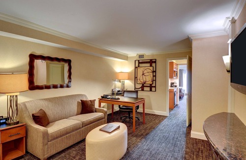 Lancaster Hotel | Eden Resort and Suites, BW Premier Collection