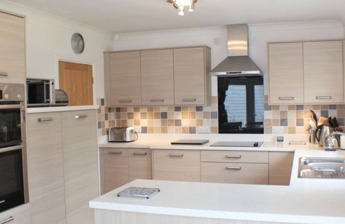 Rock House | Eden Rock is an immaculately presented bungalow situated in the heart of Rock.