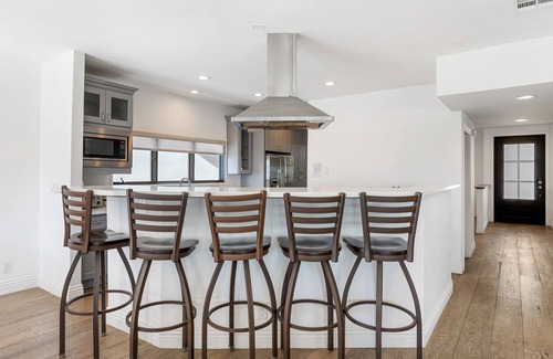 Los Feliz House | Edendale by AvantStay | Urban Hilltop Oasis w/Amazing Views in <3 of Los Feliz