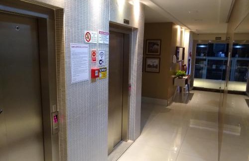 Praia do Morro Apartment | Edf Gil Nogueira - Praia do Morro - GUARAPARI - ES - Brasil - 4º Andar TELA Proteção - FRENTE Sol Manhã - 02 quartos com Split - WIFI - Varanda Gourmet com CHURRASQUEIRA - 02 elevadores - 01 Vaga - PISCINA - Sauna - Portaria 24 HRS - 50m da Praia do Morro