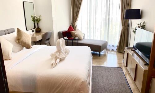 Pattaya Bay Apartment | Edge Central Pattaya, Luxury Place, High Speed internet