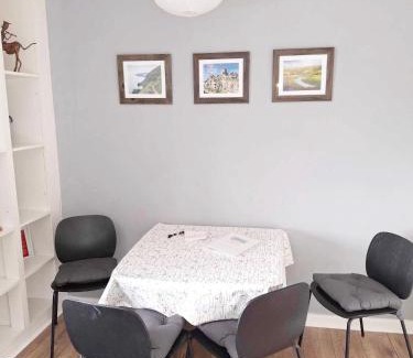 Christchurch Apartment | Edge of Exmoor Garden Flat, dog friendly, sleeps 2 - 4