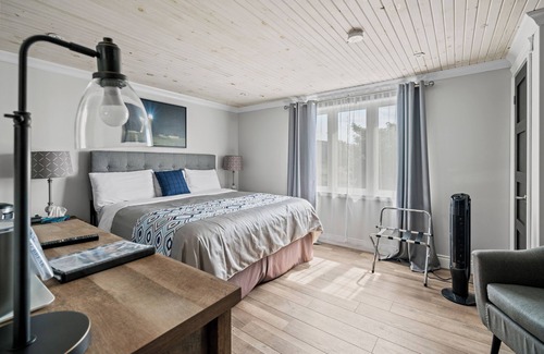 Trepassey Hotel | Edge of the Avalon Inn