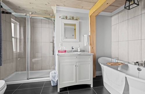 Trepassey Hotel | Edge of the Avalon Inn