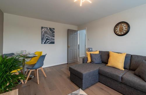 Setchey Apartment | Edge of Town Luxury