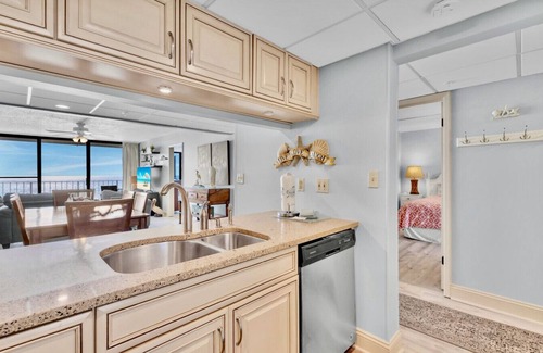 Panama City Beach Apartment | Edgewater Beach Resort 511-3