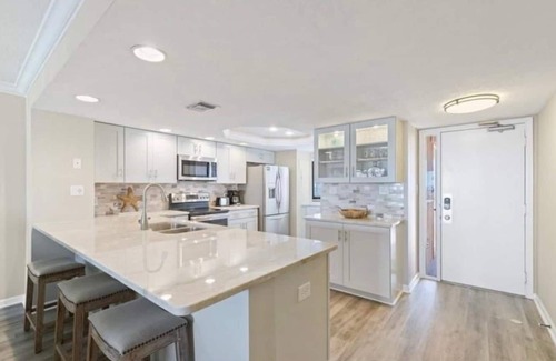 Miramar Beach Condo | Edgewater by Southern Vacation Rentals