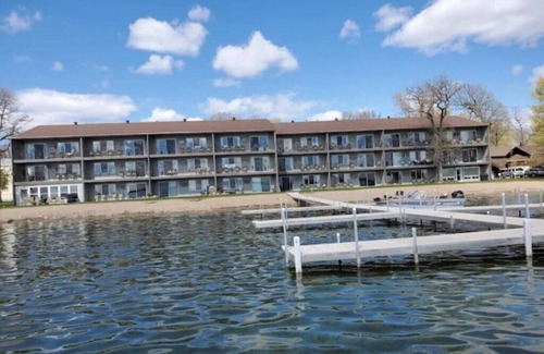 Detroit Lakes House | Edgewater Condos on Detroit Lake