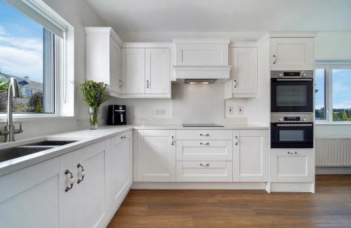 Donegal House | Edgewater