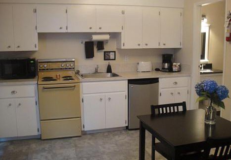 Campbell River Hotel | Edgewater Motel
