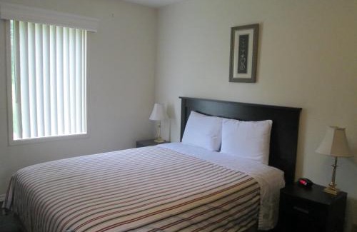 Timiskaming District House | Edgewater Motel and Campground