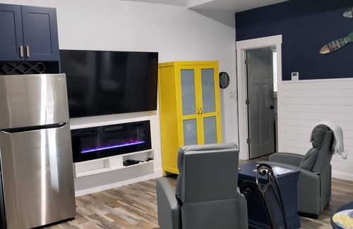 Hertford Apartment | Edgewater Pirates Den Beautiful Water Front. 1 bedroom, bath, Water front funn