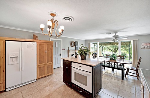 Lake Whitney House | Edgewater Retreat - Lakeview Home By Lake Whitney