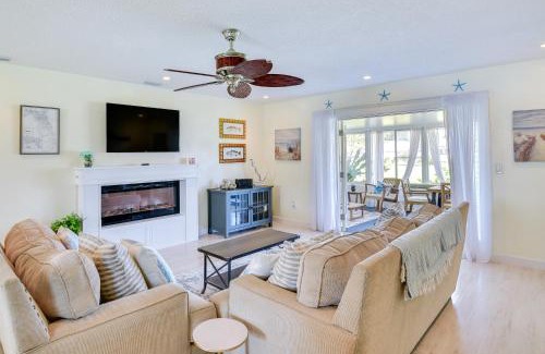Edgewater House | Edgewater Vacation Home with Game Room and Pool Access
