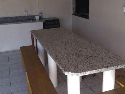 Laguna Apartment | Edificio Carlos José