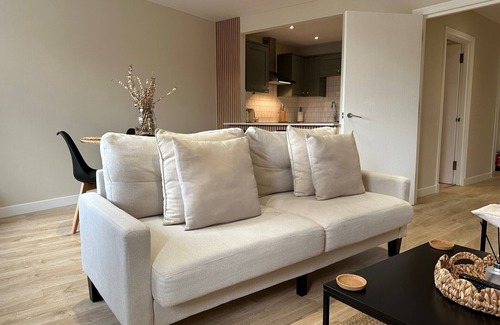 Leith Apartment | Edinburgh Charm Apartment near Springfield Lane