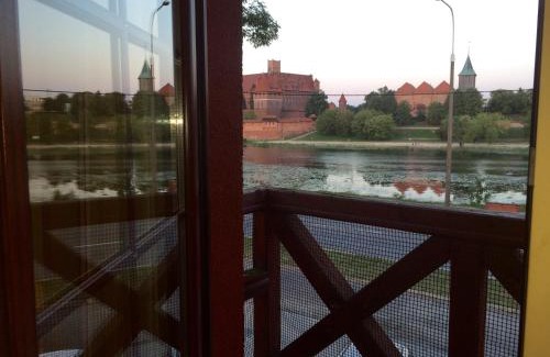 Malbork Bed & Breakfast | EdMar