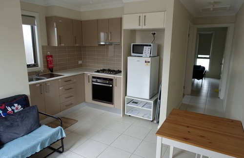 Edmondson Park House | Edmondson Guesthouse Sydney