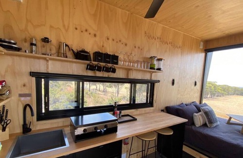 Narrogin Valley House | Edna the Tiny Cabin in Narrogin