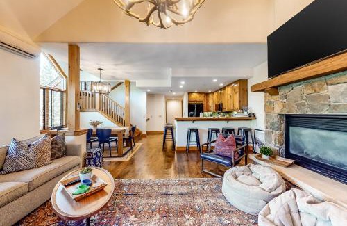 Edwards House | Edwards Elegance