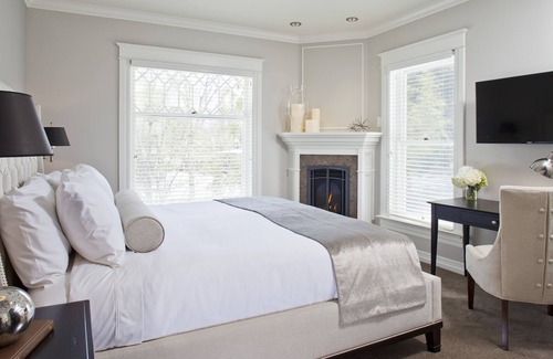 Old Town West Hotel | Edwards House