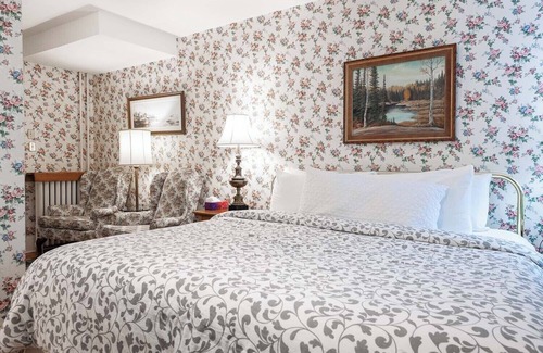Stratford Apartment | Edwina Stone Maiden Inn