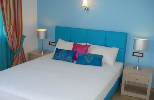 Kamares Hotel | Efharis