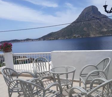 Massouri Apartment | Eftychias residence