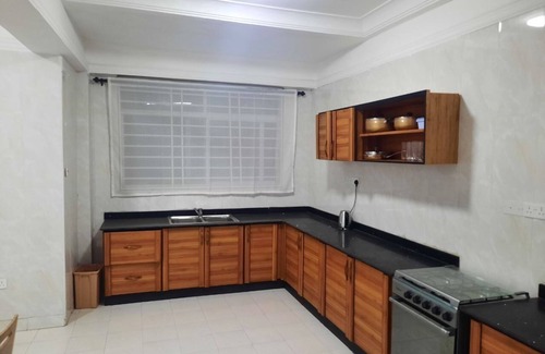 Sekondi-Takoradi Hotel | EFUA ANOAH HOTEL & APARTMENT