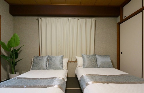 Minami Apartment | EG52 3 minutes walk from Nihonbashi Station !! One minute from Kuromon! 3LDK Kuromon / Namba / Shinsaibashi / Dotonbori 62㎡